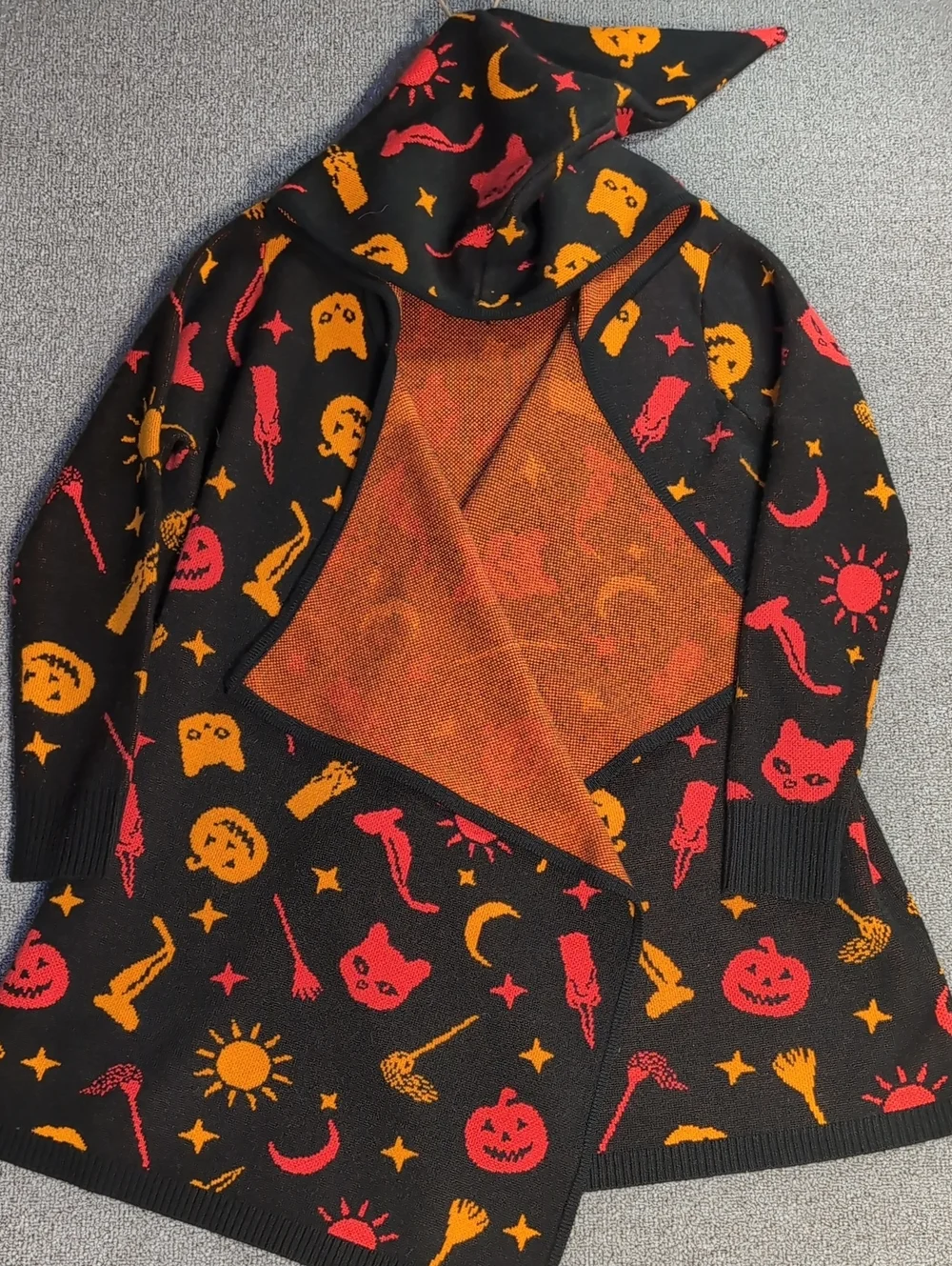 Her Universe Disney Hocus Pocus Dani Hooded Flyaway Cardigan Plus Size 2